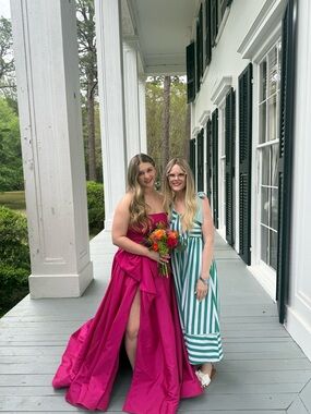 Meet your Posher, Tiffany